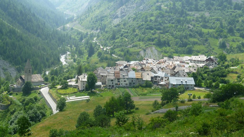 La Petite Etoile D'Hotes En Mercantour Saint-Dalmas-le-Selvage Buitenkant foto